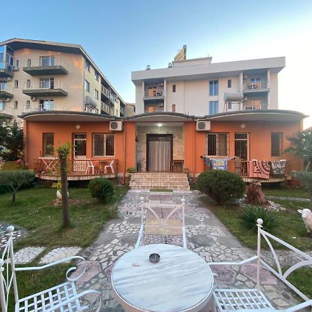 Guroal Holiday House Shëngjin المظهر الخارجي الصورة